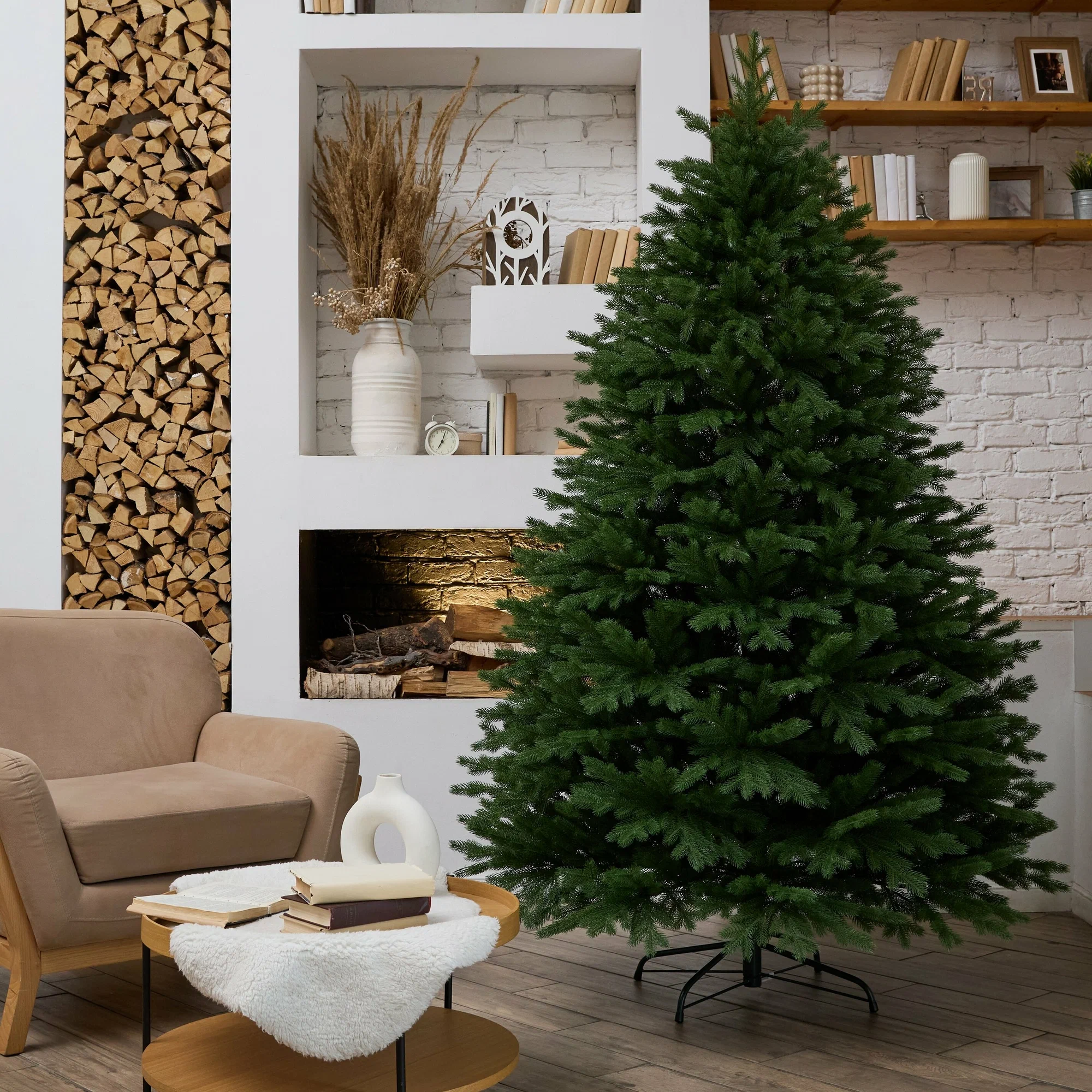 Ель искусственная литая из Китая поставка с ПЭК Гуанчжоу в Россию