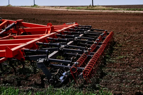 Полевой культиватор из Китая поставка с ПЭК Гуанчжоу в Россию