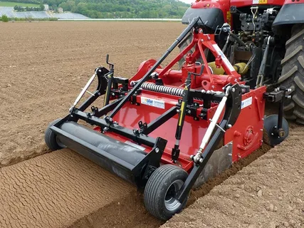 Шнековый грядообразователь из Китая поставка с ПЭК Гуанчжоу в Россию