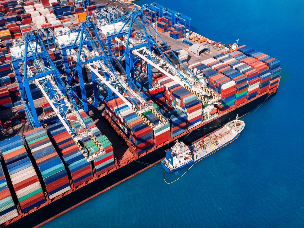 Морские контейнерные перевозки из Китая: когда это выгодно?