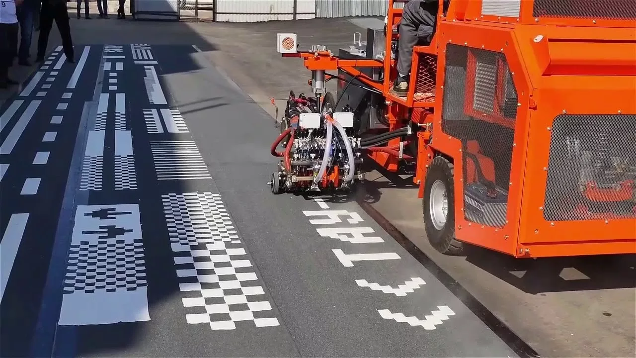 Техника для разметки дороги, нанесения линий и символов купить в Китае.