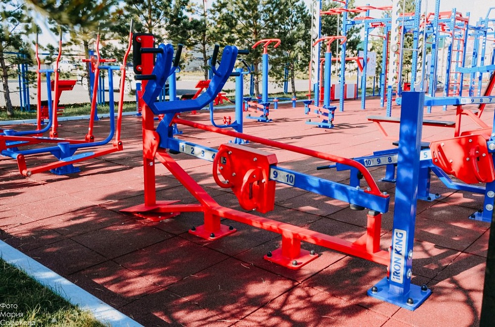Доставка школьных уличных тренажеров из Китая в Россию