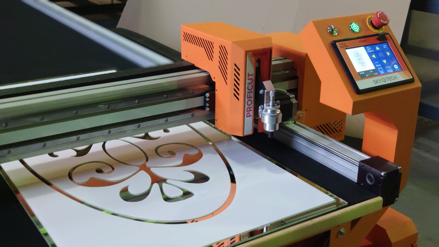 Доставка оборудования и станков из Китая в Россию.