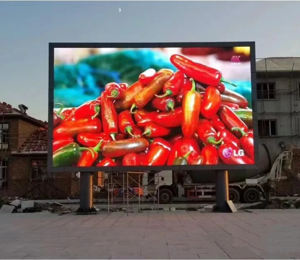 Доставка LED экранов для рекламы из Китая с ПЭК Гуанчжоу.
